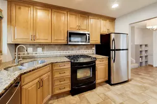 10620 Lockwood Ave, Oak Lawn, IL 60453 - Photo 8