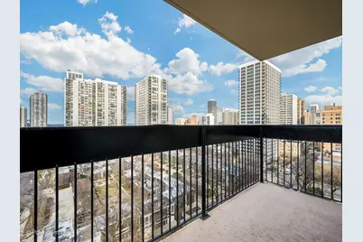 1360 N Sandburg Terrace #1212C, Chicago, IL 60610 - Photo 8