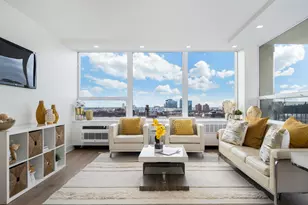 1360 N Sandburg Terrace, Chicago, IL 60610 - Photo 6