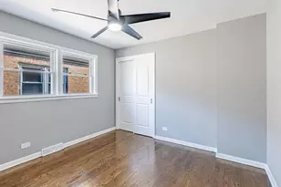 8139 S Exchange Ave, Chicago, IL 60617 - Photo 12