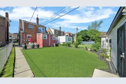 3648 W 68th Place, Chicago, IL 60629 - Photo 2