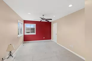 496 Stone Gate Cir, Schaumburg, IL 60193 - Photo 10