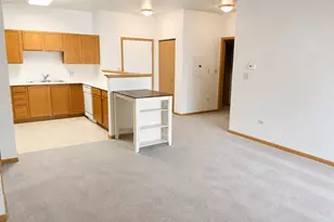 801 N McLean Blvd, Elgin, IL 60123 - Photo 2