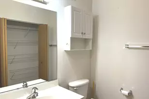 801 N McLean Blvd, Elgin, IL 60123 - Photo 8