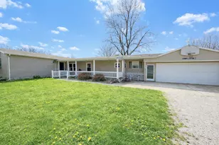 2041 Mills Cart Rd, Salem, IL 62881 - Photo 2