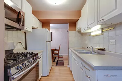 7 Oak Creek Drive #3703, Buffalo Grove, IL 60089 - Photo 18