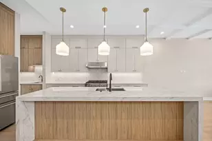 3633 S Emerald Ave, Chicago, IL 60609 - Photo 6