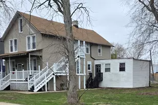 8542 S Lowe Ave, Chicago, IL 60620 - Photo 2