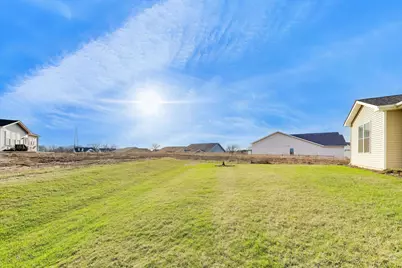 2911 Briargate Drive, Lindenhurst, IL 60046 - Photo 20