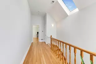 1727 W Henderson St, Chicago, IL 60657 - Photo 16