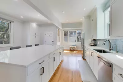 1727 W Henderson Street, Chicago, IL 60657 - Photo 10