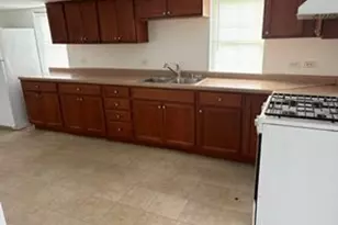 [Address not provided], Hazel Crest, IL 60429 - Photo 4