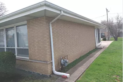 [Address not provided], South Holland, IL 60473 - Photo 4