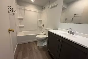 28W567 Forest View Ave, Warrenville, IL 60555 - Photo 8