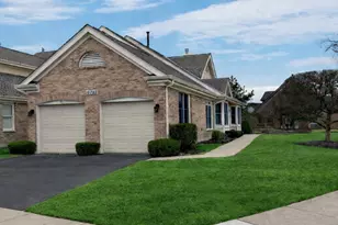 10709 Hollow Tree Rd, Orland Park, IL 60462 - Photo 2
