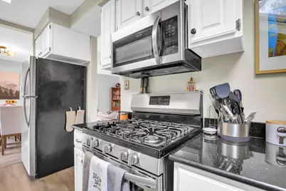 605 S Chicago Avenue, Champaign, IL 61821 - Photo 18