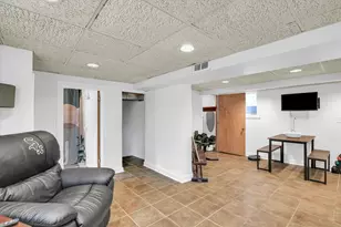 605 S Chicago Ave, Champaign, IL 61821 - Photo 32