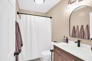 605 S Chicago Ave, Champaign, IL 61821 - Photo 22