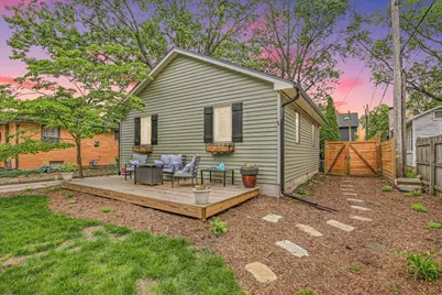 605 S Chicago Avenue, Champaign, IL 61821 - Photo 2