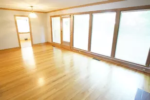 459 Highcrest Dr, Wilmette, IL 60091 - Photo 6