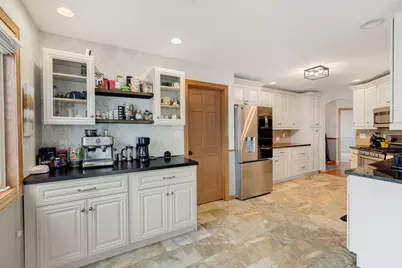 125 N Hamilton Drive, Grant Park, IL 60940 - Photo 6