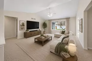 233 Spring Ct, North Aurora, IL 60542 - Photo 4