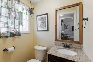 518 S Oakland Ave, Villa Park, IL 60181 - Photo 6