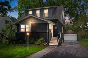 518 S Oakland Ave, Villa Park, IL 60181 - Photo 1