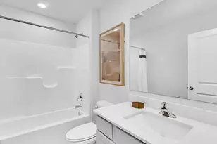 5760 Hunter Dr, Racine, WI 53406 - Photo 18