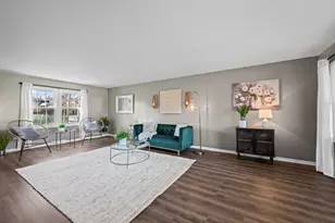 1320 N Douglas Ave, Arlington Heights, IL 60004 - Photo 6