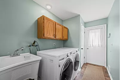 1320 N Douglas Avenue, Arlington Heights, IL 60004 - Photo 24