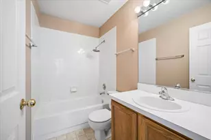 1987 Silver Lake Rd, Arlington Heights, IL 60004 - Photo 6