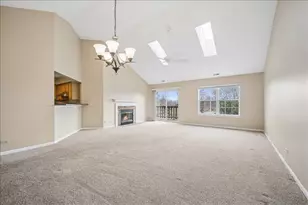 1987 Silver Lake Rd, Arlington Heights, IL 60004 - Photo 2