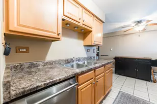 1815 White Chapel Dr, Mount Prospect, IL 60056 - Photo 4