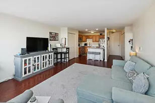 2700 N Hampden Ct, Chicago, IL 60614 - Photo 6