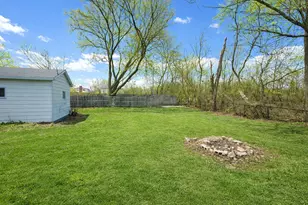 1911 Hebron Ave, Zion, IL 60099 - Photo 14