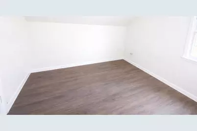 1911 Hebron Avenue, Zion, IL 60099 - Photo 12