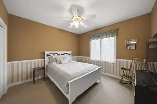 8839 S 83rd Ave, Hickory Hills, IL 60457 - Photo 18