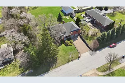 8839 S 83rd Avenue, Hickory Hills, IL 60457 - Photo 36