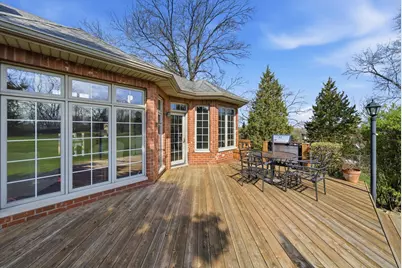 8839 S 83rd Avenue, Hickory Hills, IL 60457 - Photo 34