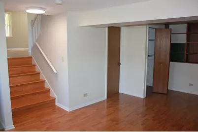 410 Ashwood Court, Vernon Hills, IL 60061 - Photo 20