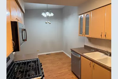 410 Ashwood Court, Vernon Hills, IL 60061 - Photo 24