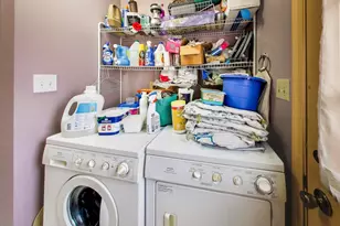 1021 Warwick Cir S, Hoffman Estates, IL 60169 - Photo 20