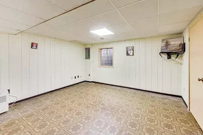 1021 Warwick Circle S, Hoffman Estates, IL 60169 - Photo 34