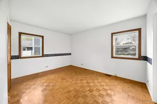 54 Smethwick Ln, Elk Grove Village, IL 60007 - Photo 6