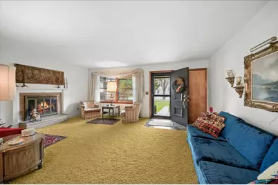 [Address not provided], Northfield, IL 60093 - Photo 2