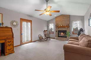 504 Augusta Dr, Chatham, IL 62629 - Photo 12