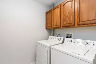 3708 Munson St, Plano, IL 60545 - Photo 16