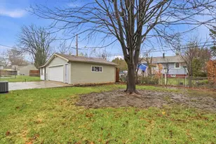 2320 W Cheyenne Rd, Waukegan, IL 60087 - Photo 18