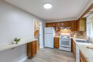 1426 Wescott Rd, Northbrook, IL 60062 - Photo 14